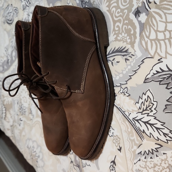 Men's Johnston and Murphy Shoes - Picture 2 of 6